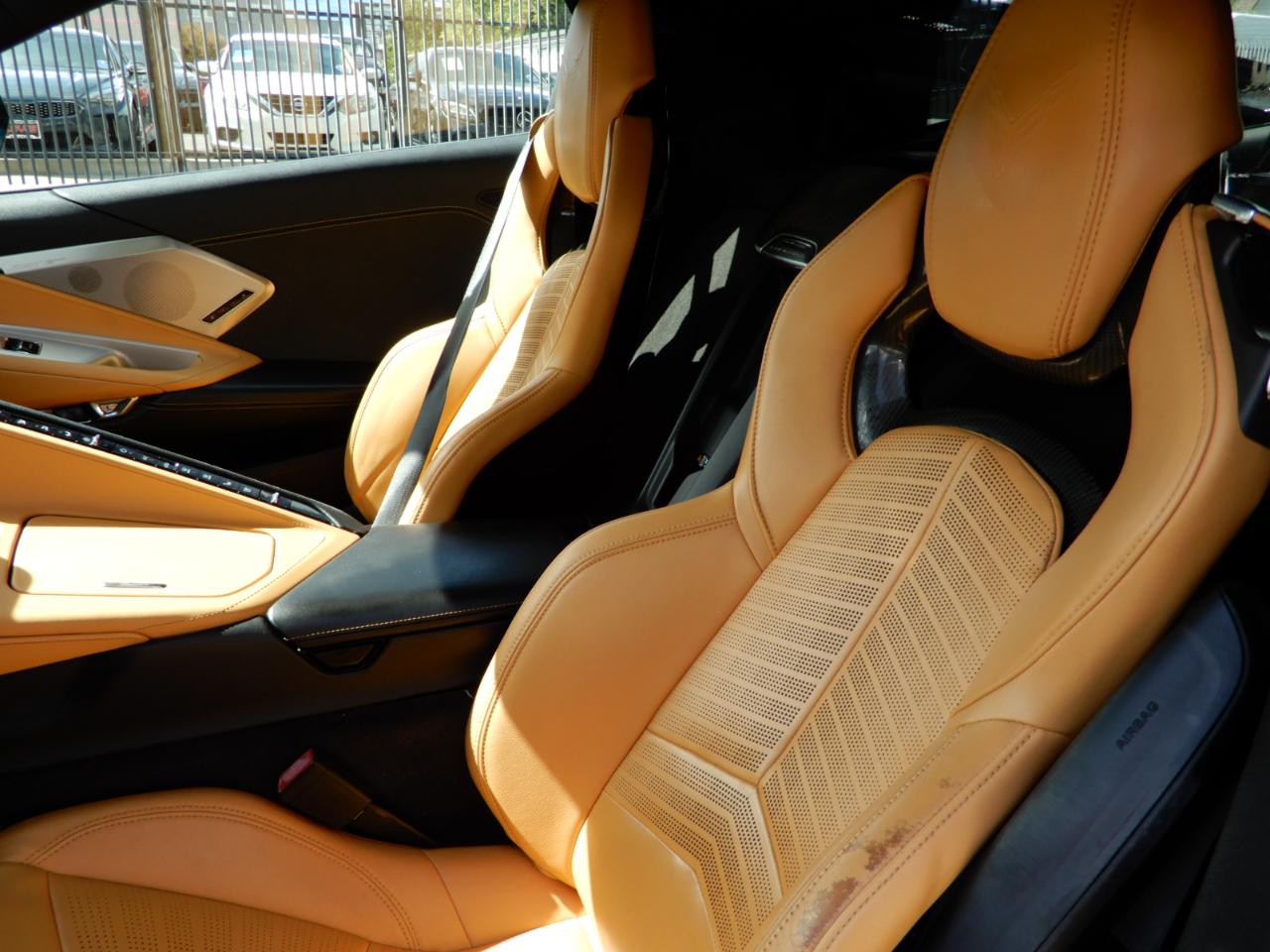 Chevrolet Corvette 2dr Stingray Cpe w/2LT 2020