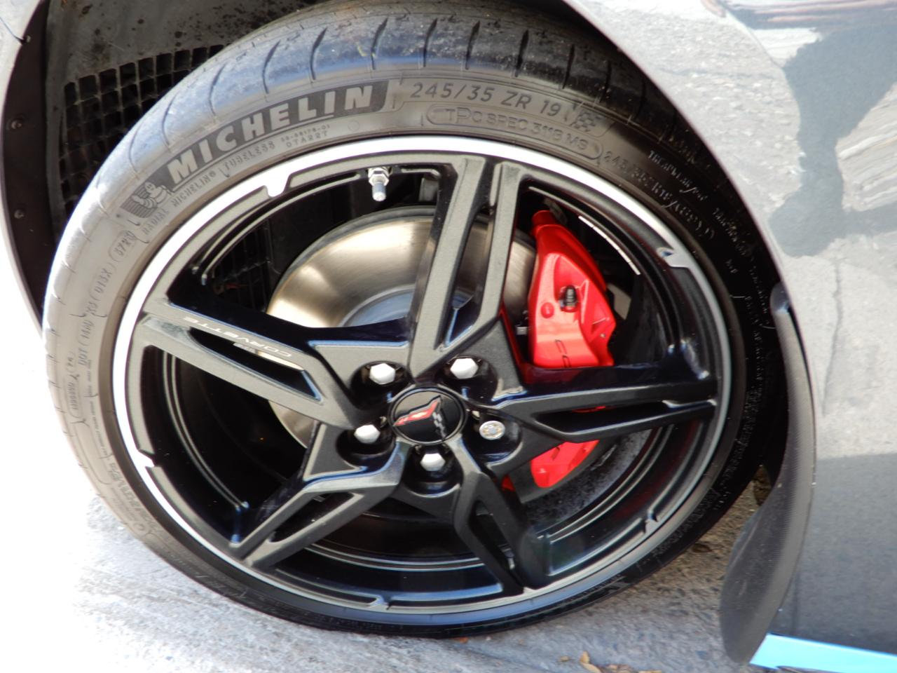 Chevrolet Corvette 2dr Stingray Cpe w/2LT 2020