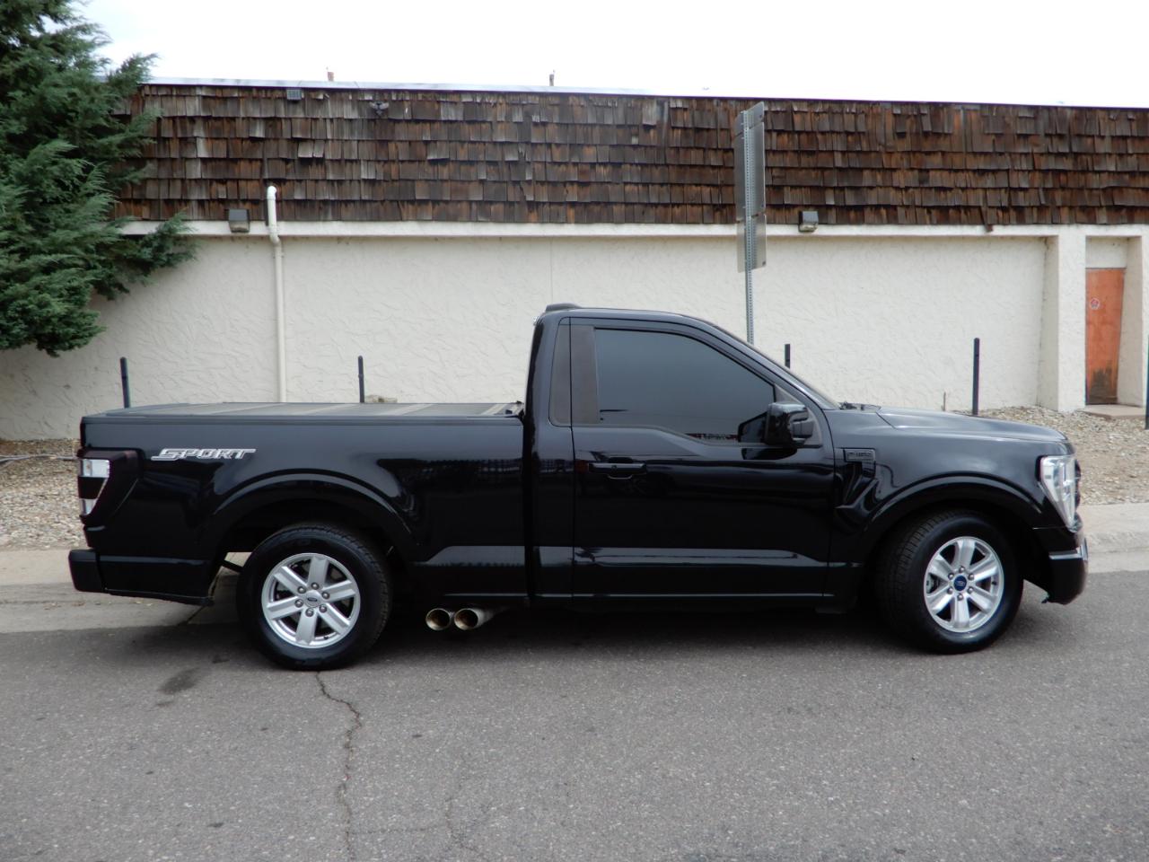 Ford F-150 XLT 2WD Reg Cab 6.5' Box 2021