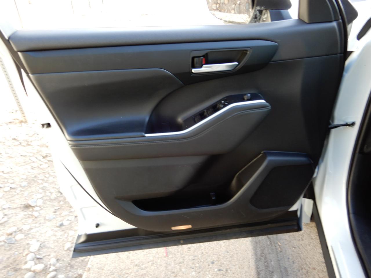 Toyota Highlander XLE AWD (Natl) 2022