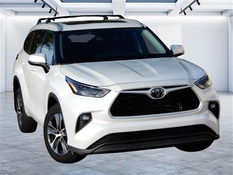 2022 Toyota Highlander XLE AWD (Natl)