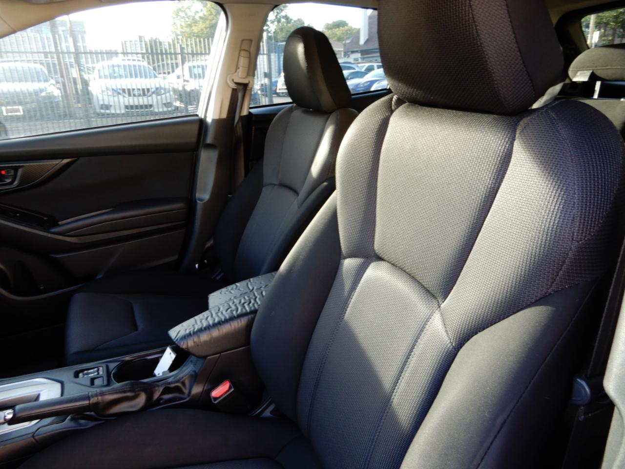 Subaru Impreza Premium 5-door CVT 2021