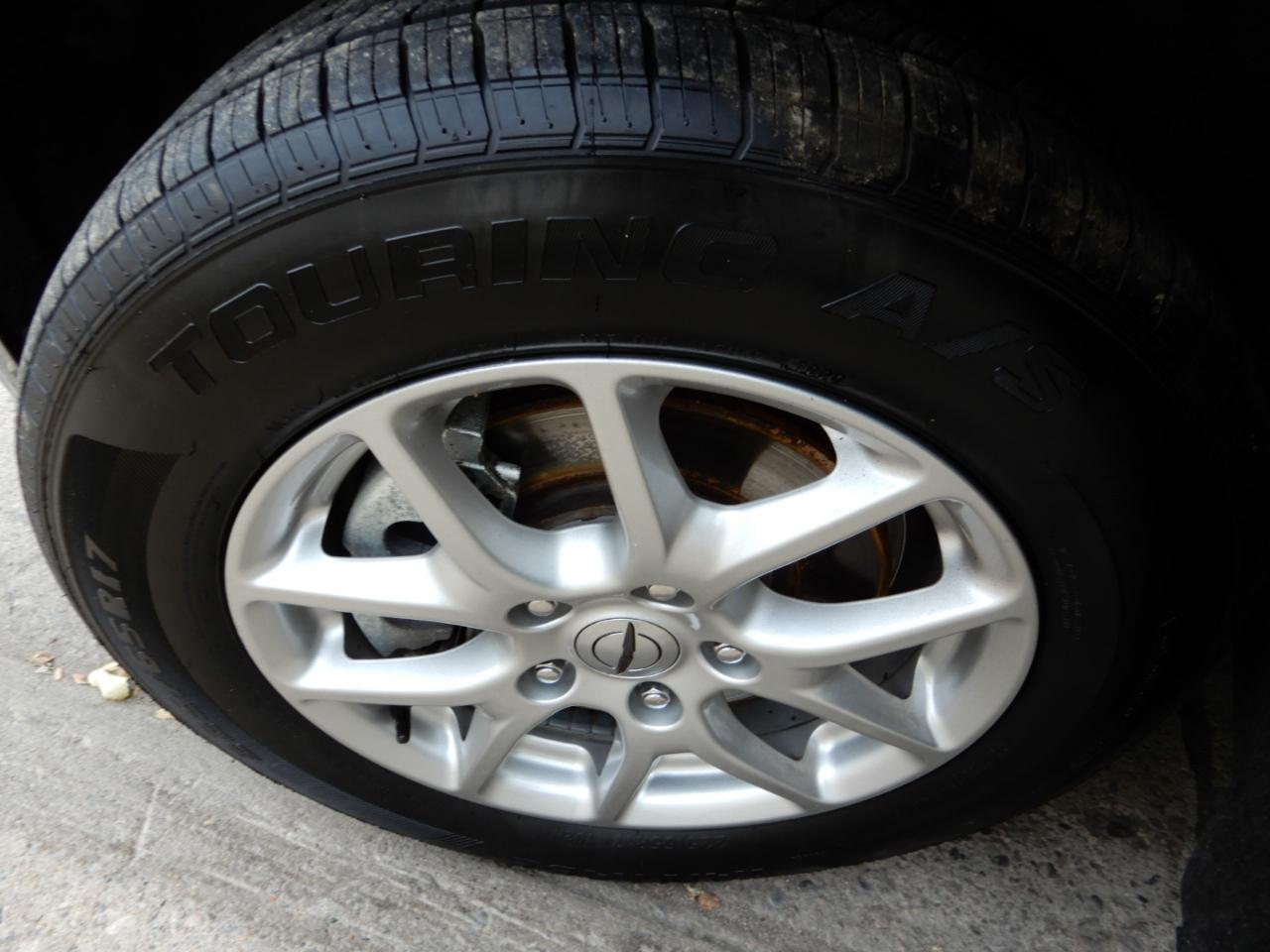 Chrysler Pacifica Touring L FWD 2024