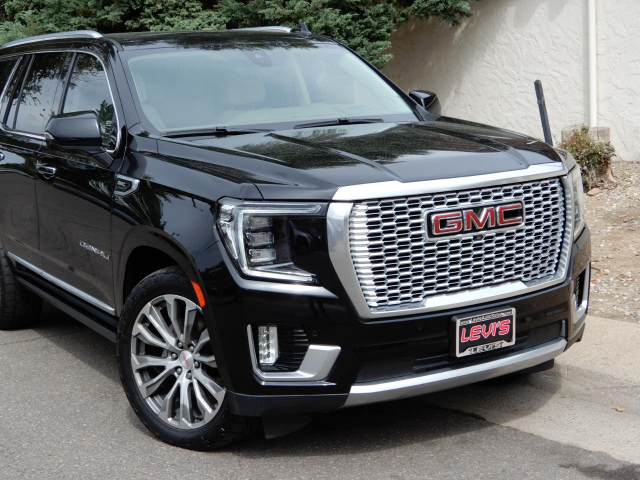 GMC Yukon 4WD 4dr Denali 2021
