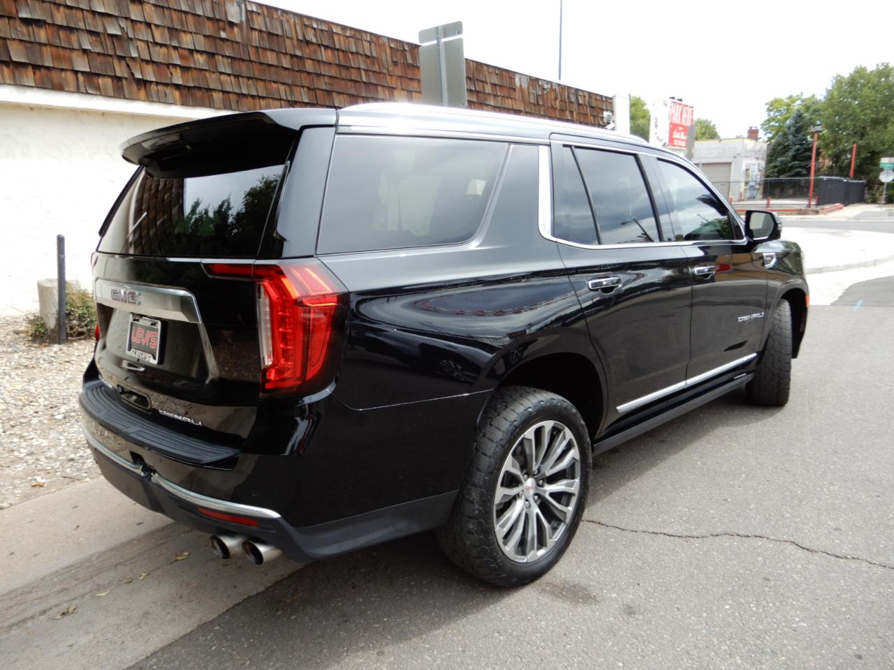 GMC Yukon 4WD 4dr Denali 2021