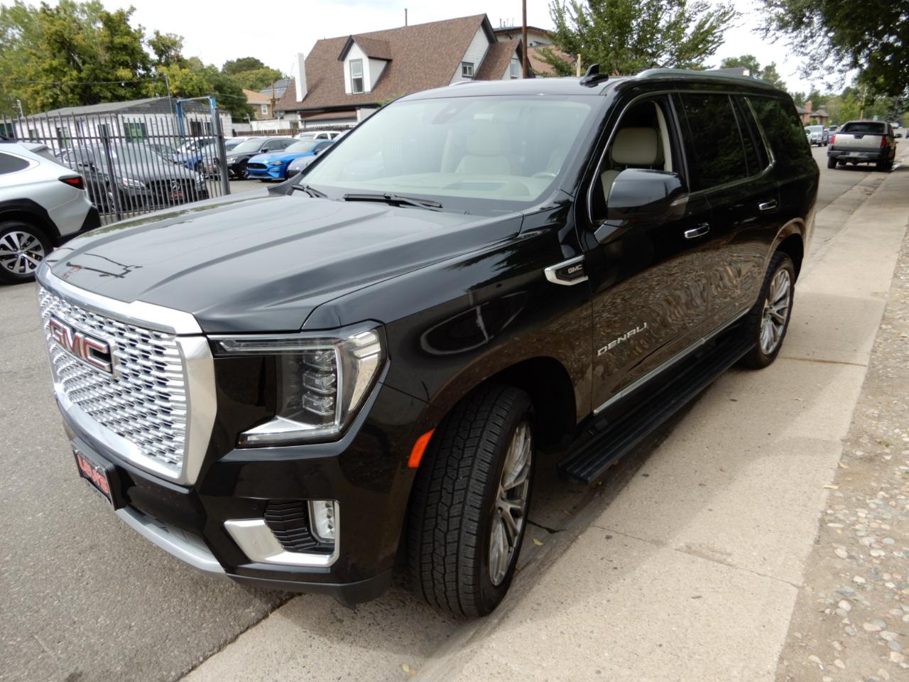 GMC Yukon 4WD 4dr Denali 2021