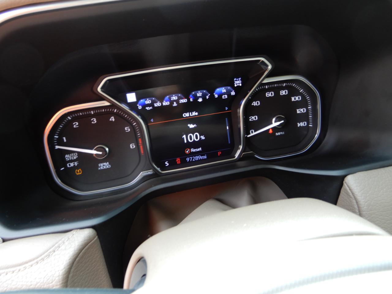 GMC Yukon 4WD 4dr Denali 2021