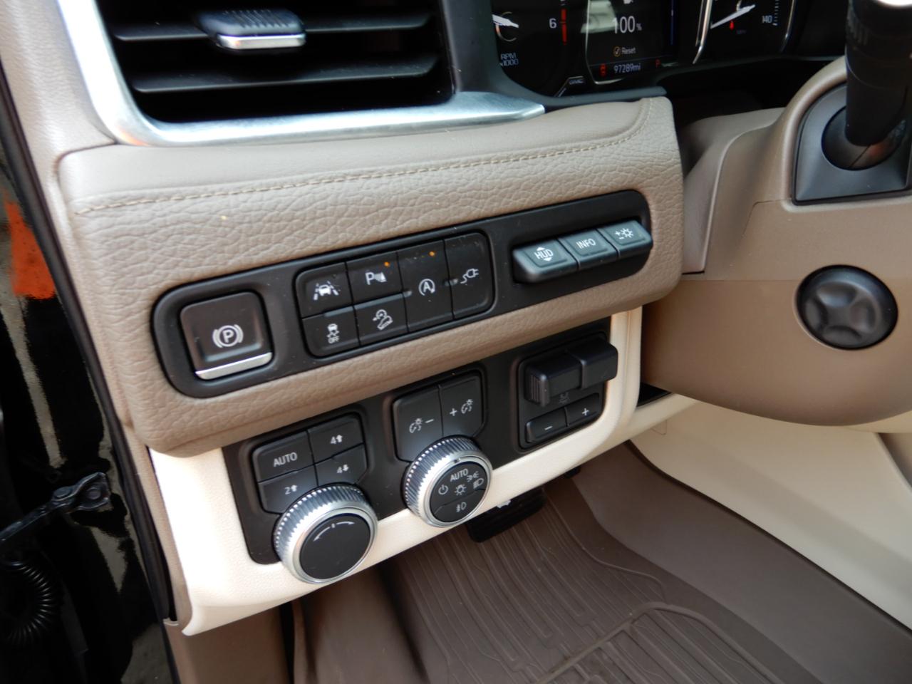 GMC Yukon 4WD 4dr Denali 2021