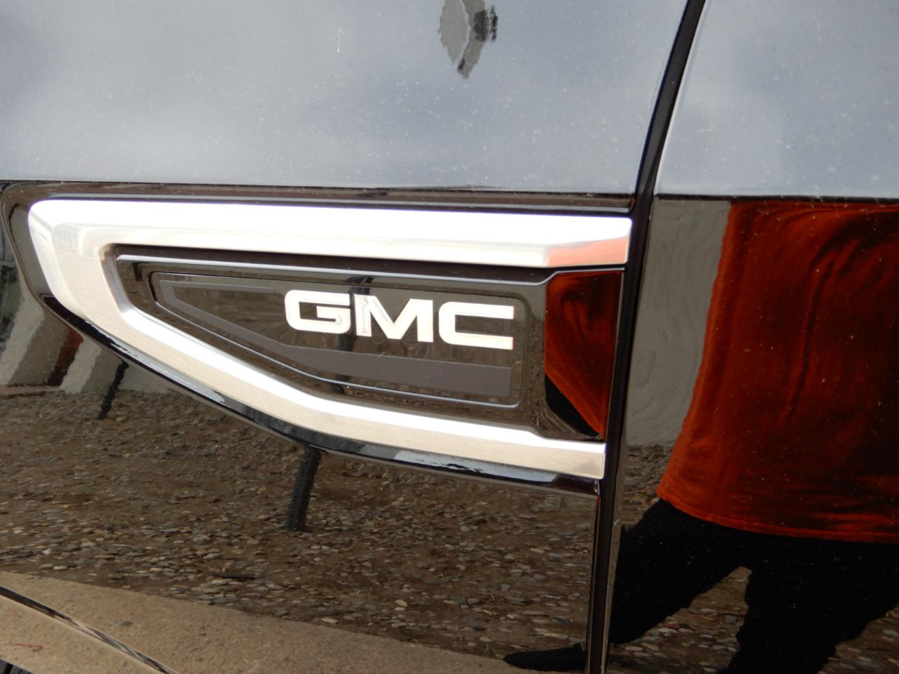 GMC Yukon 4WD 4dr Denali 2021