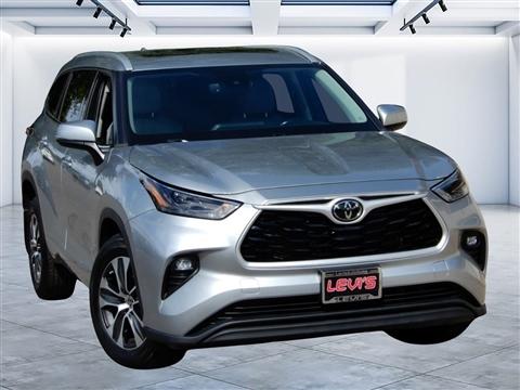 2022 Toyota Highlander XLE AWD (Natl)