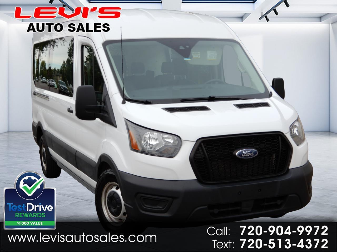 Ford Transit Passenger Wagon  2022