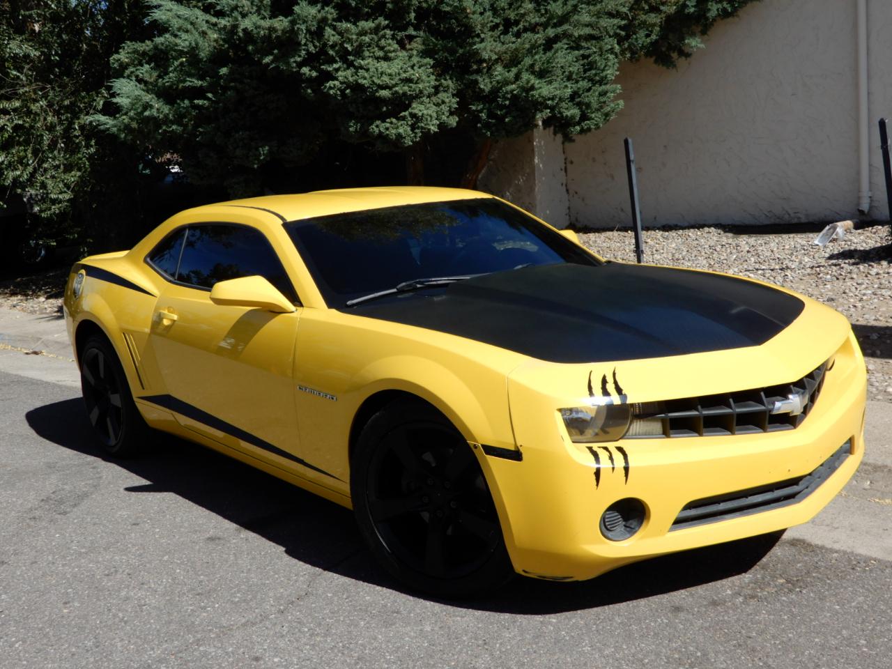 Chevrolet Camaro 2dr Cpe 2LS 2012