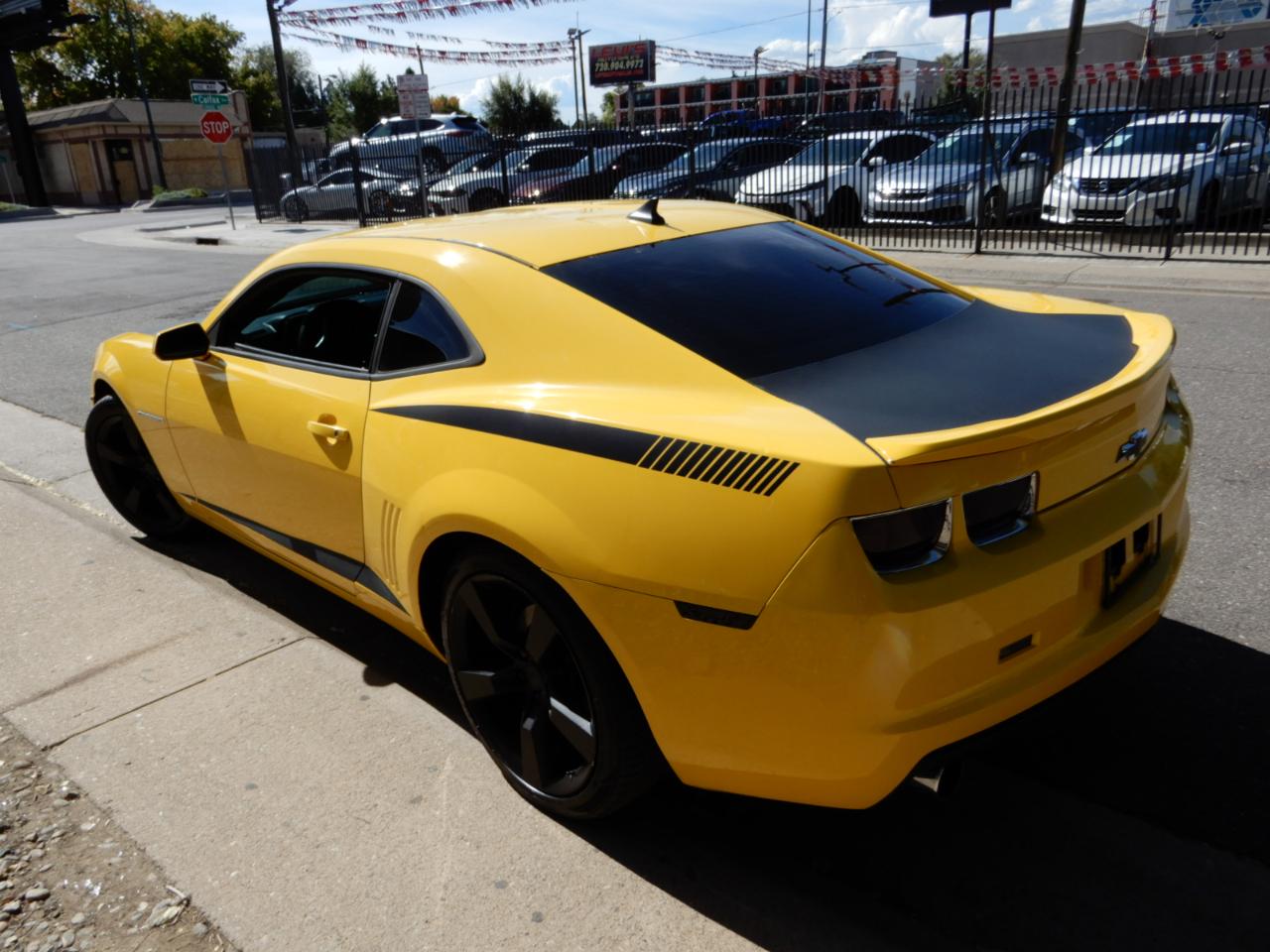 Chevrolet Camaro 2dr Cpe 2LS 2012