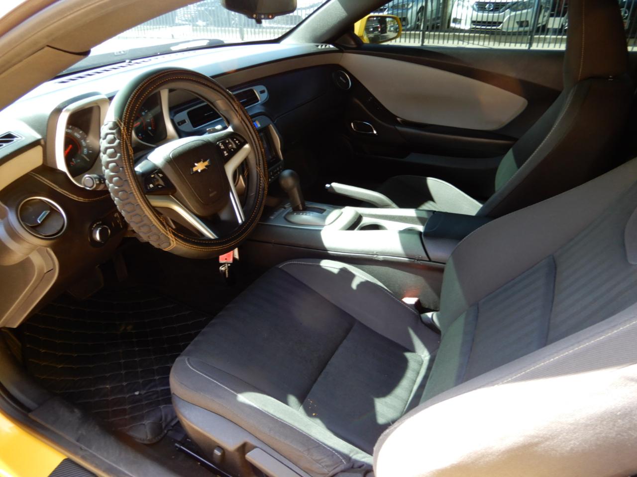 Chevrolet Camaro 2dr Cpe 2LS 2012