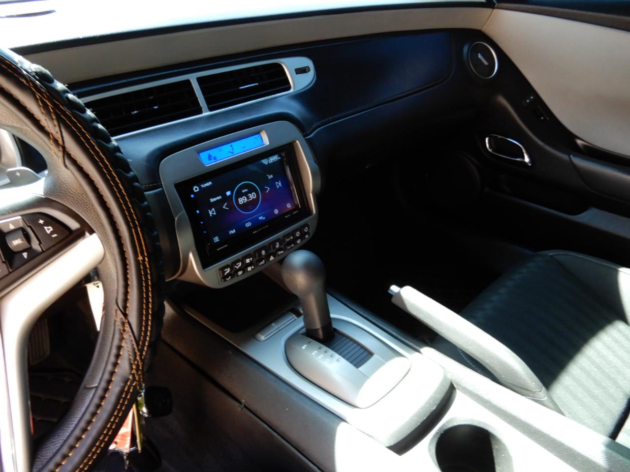 Chevrolet Camaro 2dr Cpe 2LS 2012