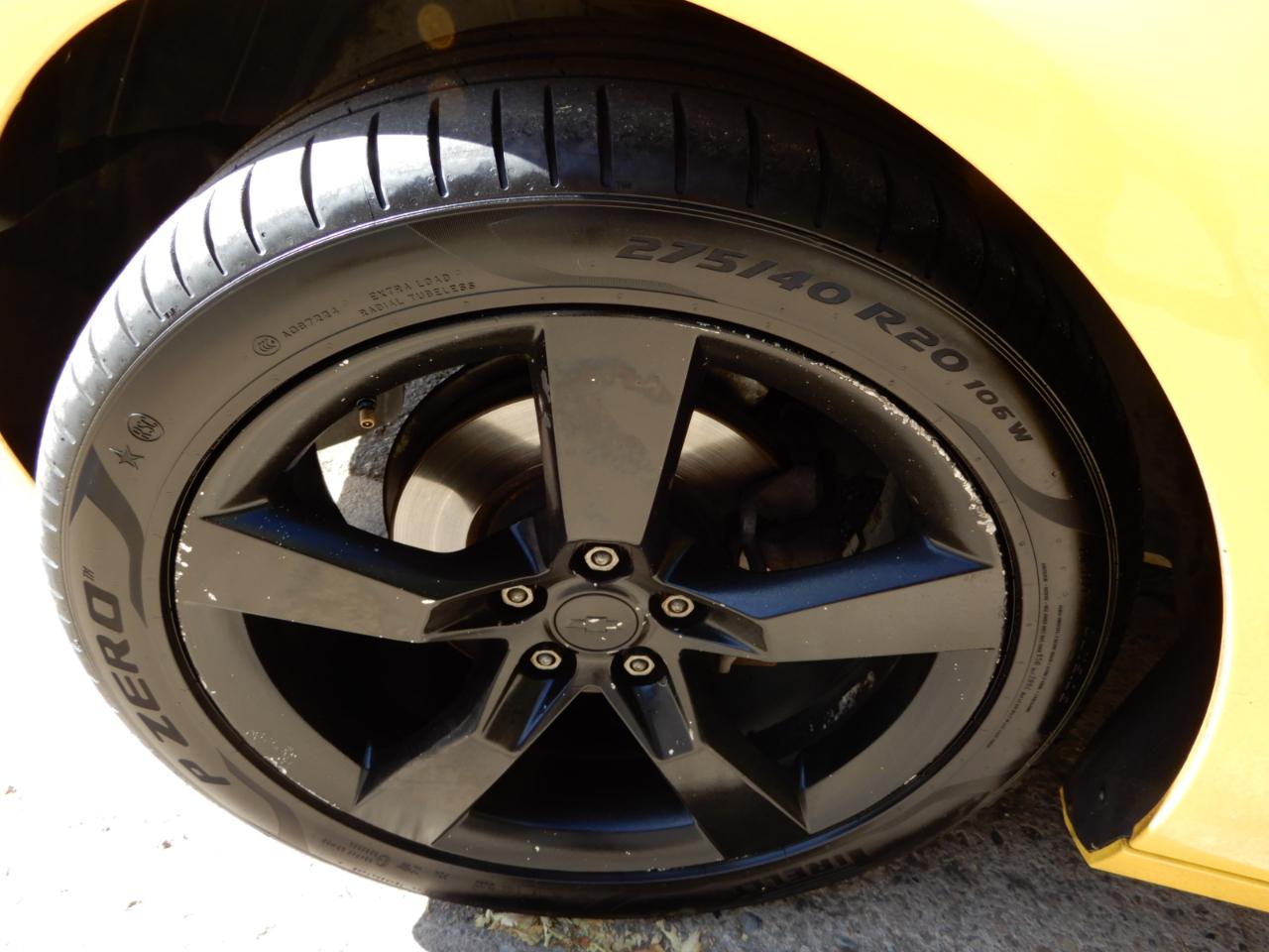 Chevrolet Camaro 2dr Cpe 2LS 2012