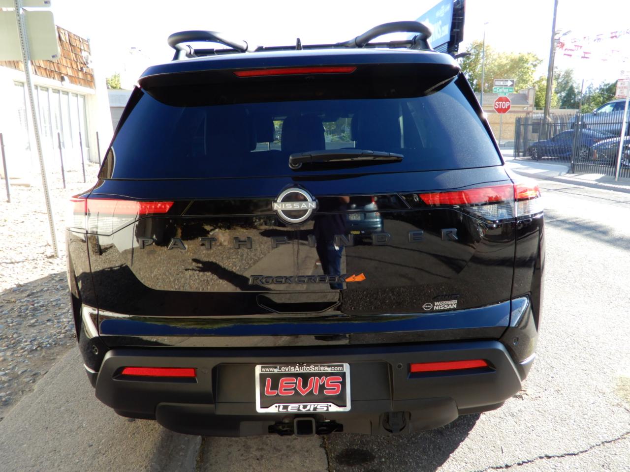 Nissan Pathfinder Rock Creek 4WD 2025