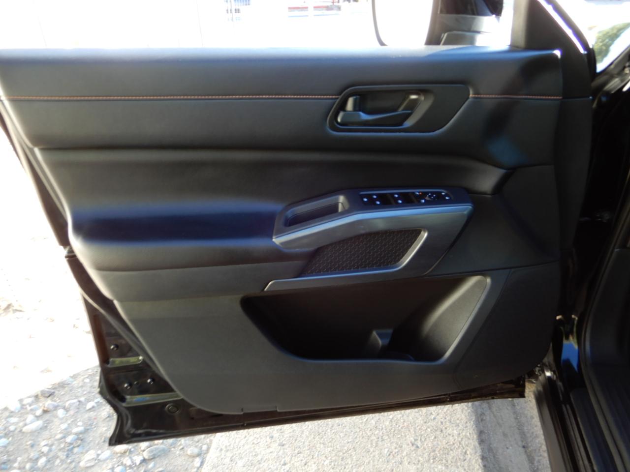 Nissan Pathfinder Rock Creek 4WD 2025