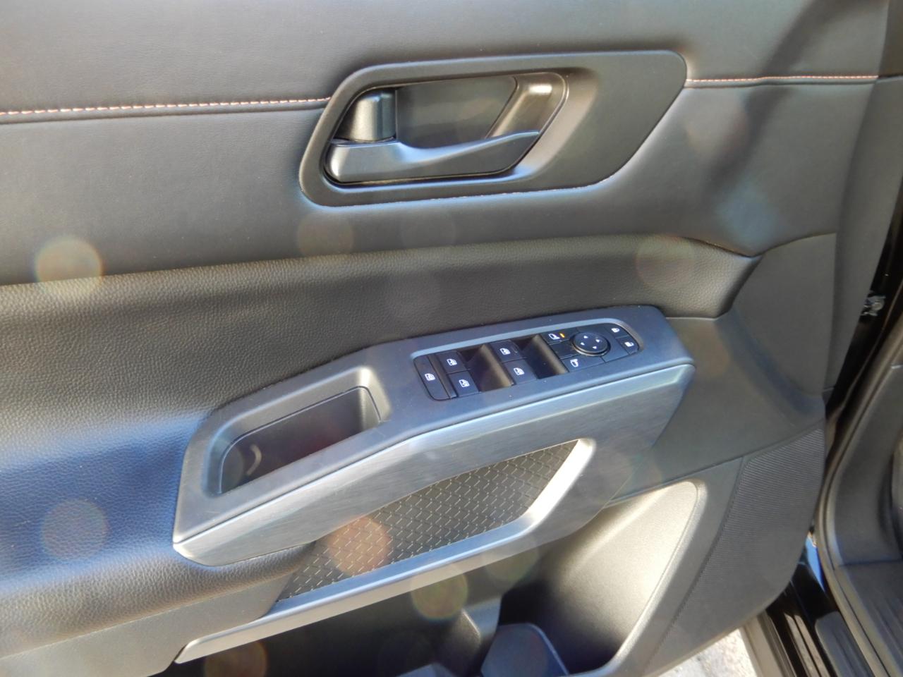 Nissan Pathfinder Rock Creek 4WD 2025