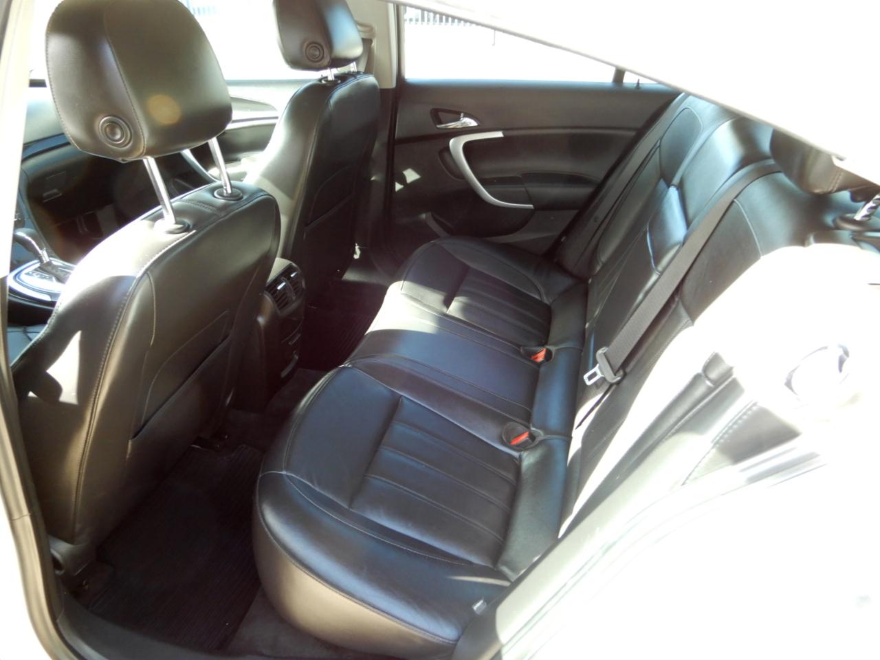 Buick Regal 4dr Sdn Turbo Premium 3 2012