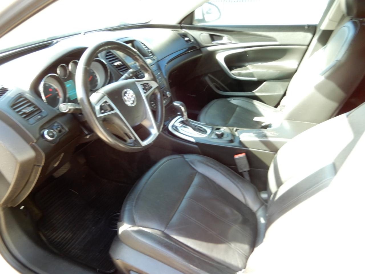 Buick Regal 4dr Sdn Turbo Premium 3 2012
