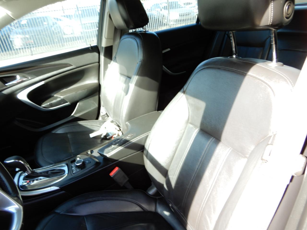 Buick Regal 4dr Sdn Turbo Premium 3 2012