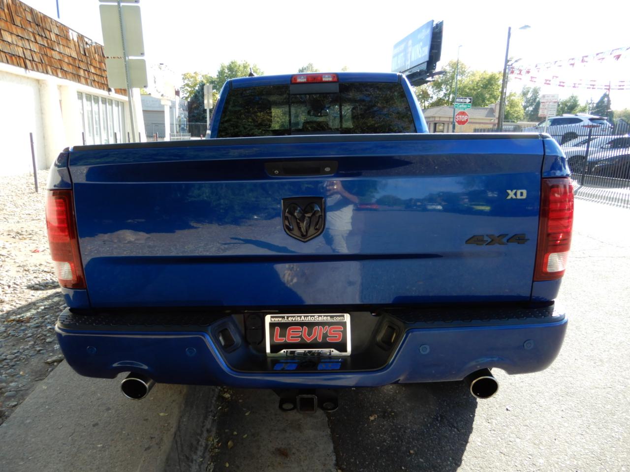 RAM 1500 Sport 4x4 Crew Cab 6'4" Box *Ltd Avail* 2018