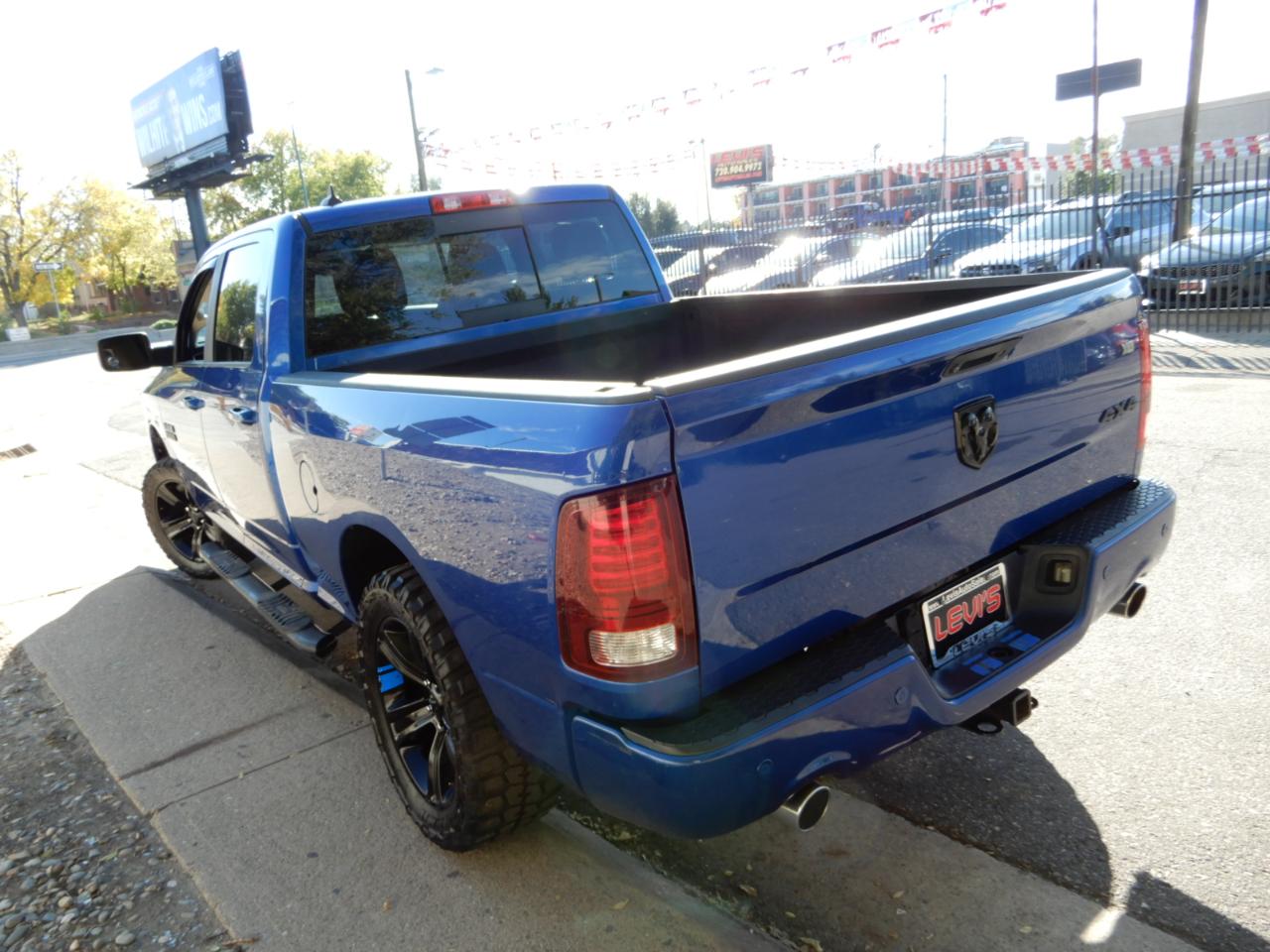 RAM 1500 Sport 4x4 Crew Cab 6'4" Box *Ltd Avail* 2018
