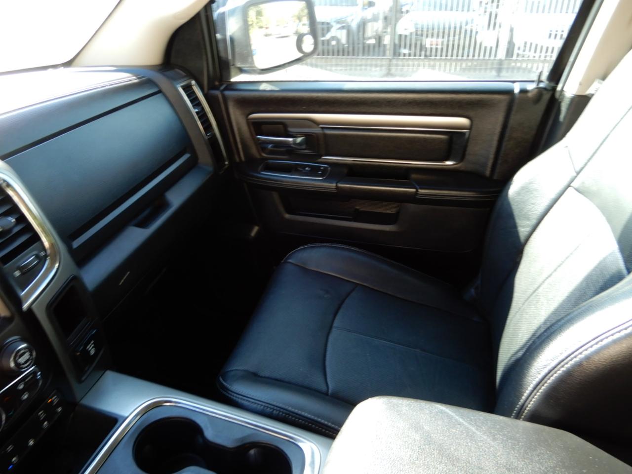 RAM 1500 Sport 4x4 Crew Cab 6'4" Box *Ltd Avail* 2018