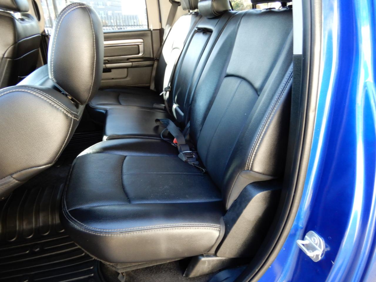 RAM 1500 Sport 4x4 Crew Cab 6'4" Box *Ltd Avail* 2018