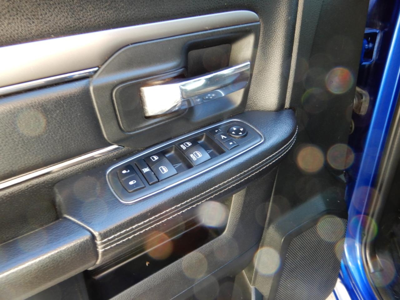 RAM 1500 Sport 4x4 Crew Cab 6'4" Box *Ltd Avail* 2018