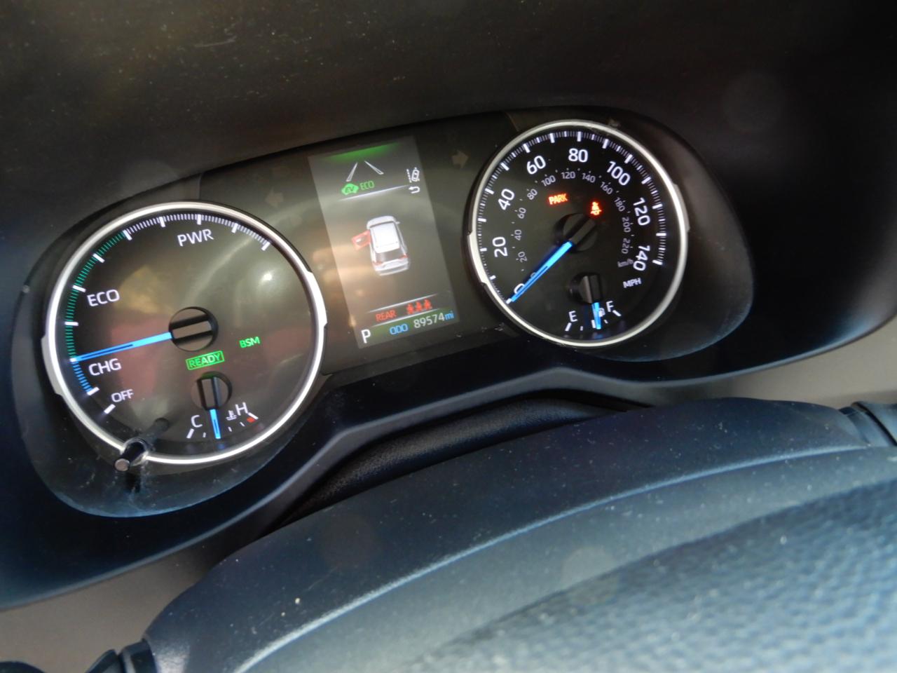 Toyota RAV4 Hybrid XLE AWD (Natl) 2021