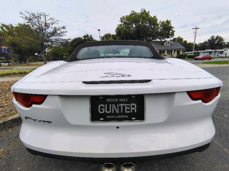 Jaguar F-Type Base 2014