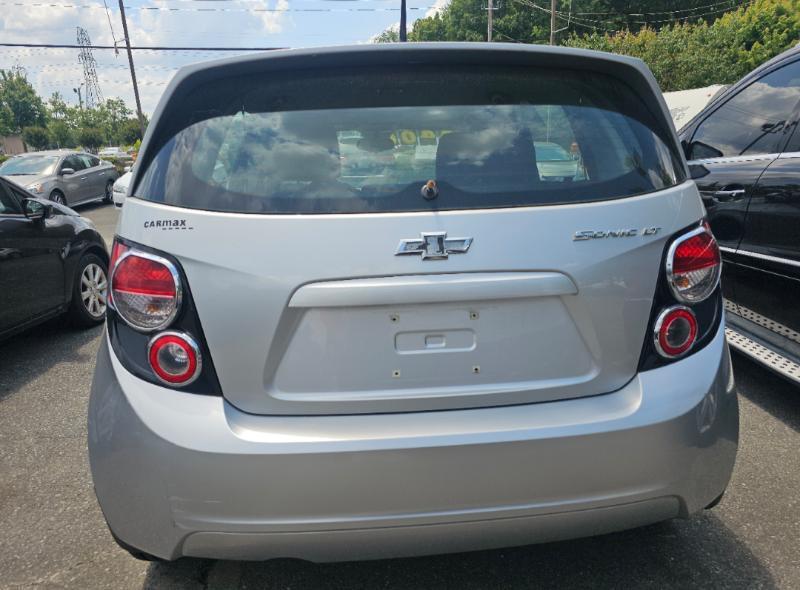 Chevrolet Sonic Premier Auto Sedan 2017