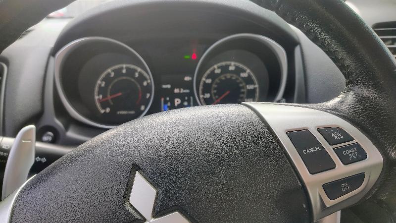 Mitsubishi Outlander Sport ES 2WD 2013