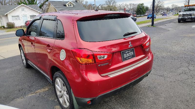 Mitsubishi Outlander Sport ES 2WD 2013