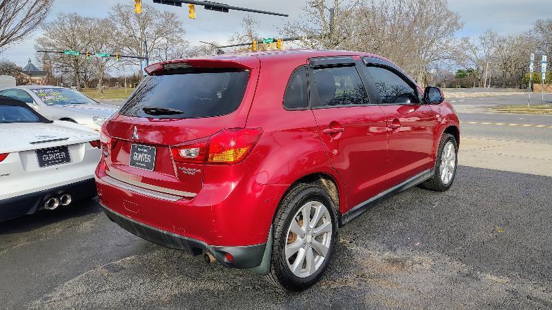 Mitsubishi Outlander Sport ES 2WD 2013