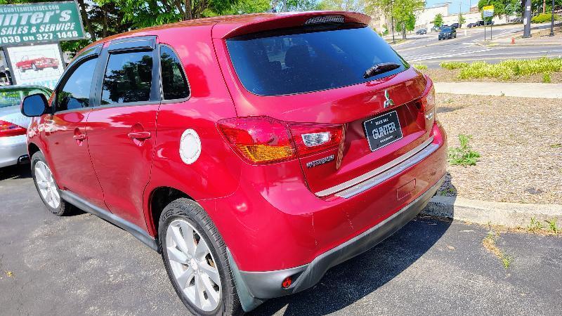 Mitsubishi Outlander Sport ES 2WD 2013