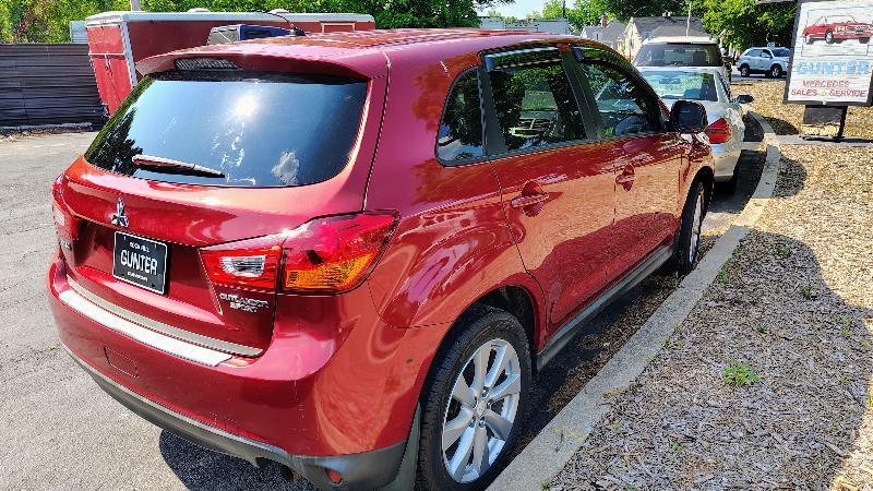Mitsubishi Outlander Sport ES 2WD 2013