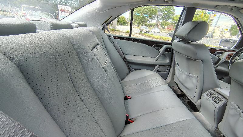 Mercedes-Benz E-Class E300 1999