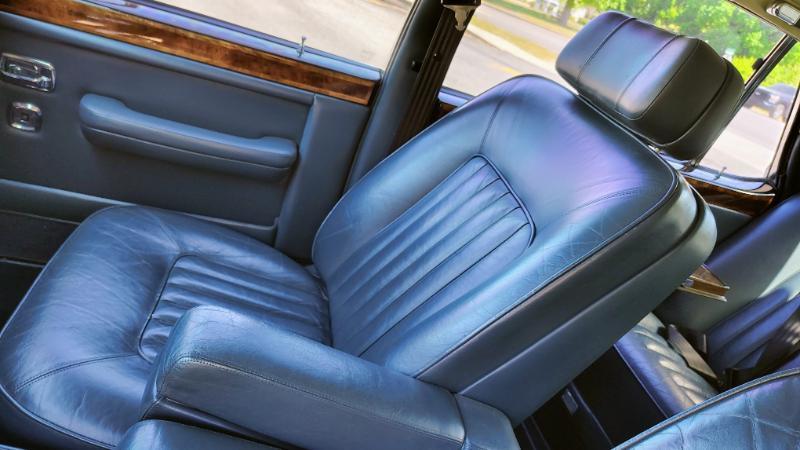 Rolls-Royce Silver Spur Base 1989
