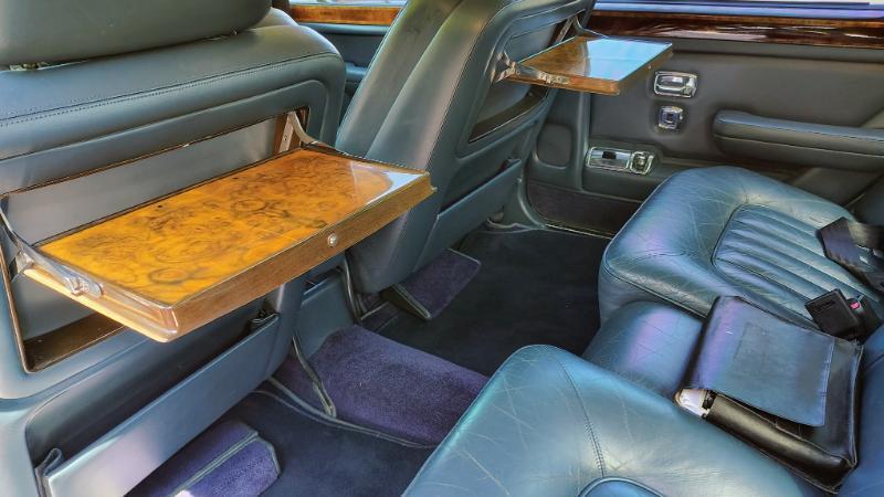 Rolls-Royce Silver Spur Base 1989