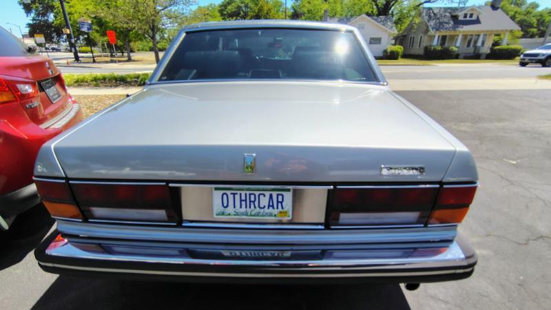 Rolls-Royce Silver Spur Base 1989