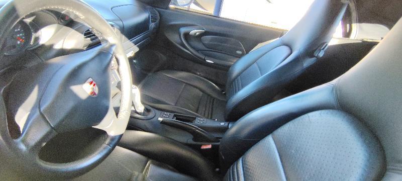 Porsche 911 Carrera Cabriolet 2003