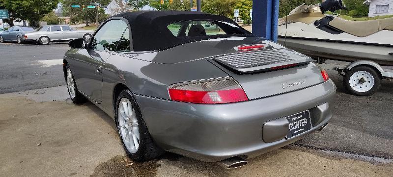 Porsche 911 Carrera Cabriolet 2003