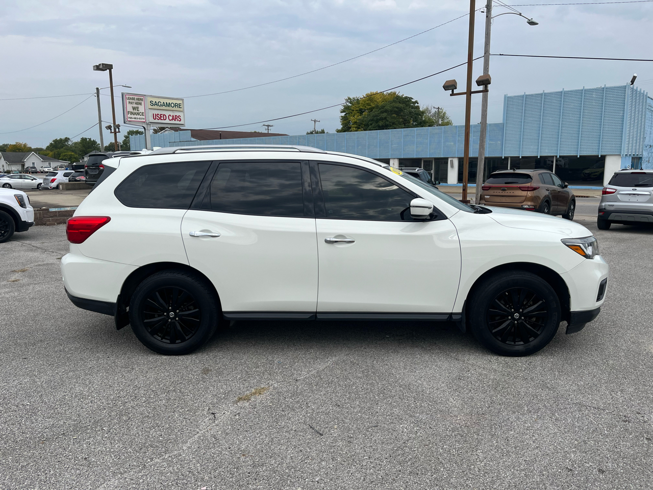 Nissan Pathfinder SV 4WD 2019 Nissan Pathfinder SV 4WD 2019