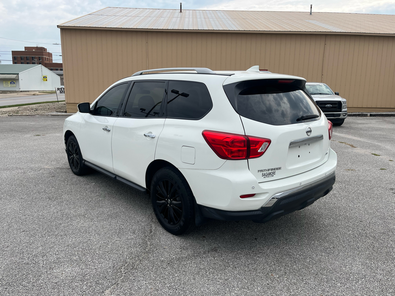 Nissan Pathfinder SV 4WD 2019 Nissan Pathfinder SV 4WD 2019