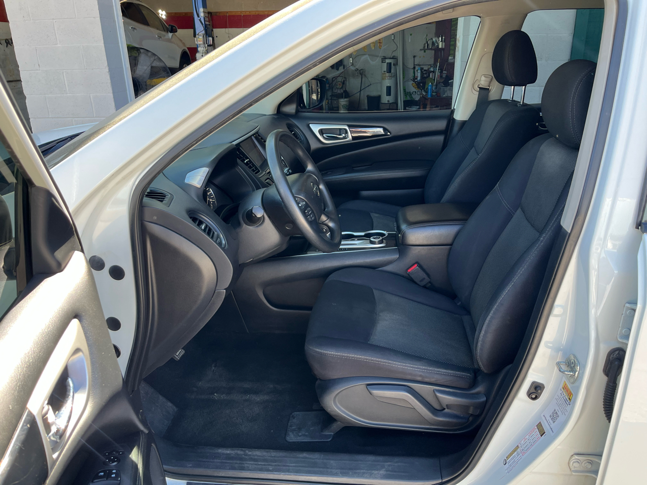 Nissan Pathfinder SV 4WD 2019 Nissan Pathfinder SV 4WD 2019