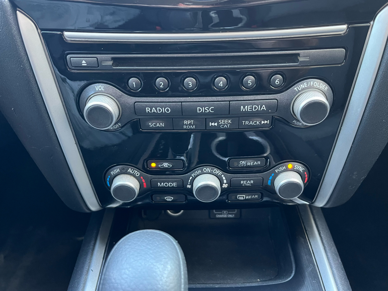 Nissan Pathfinder SV 4WD 2019 Nissan Pathfinder SV 4WD 2019