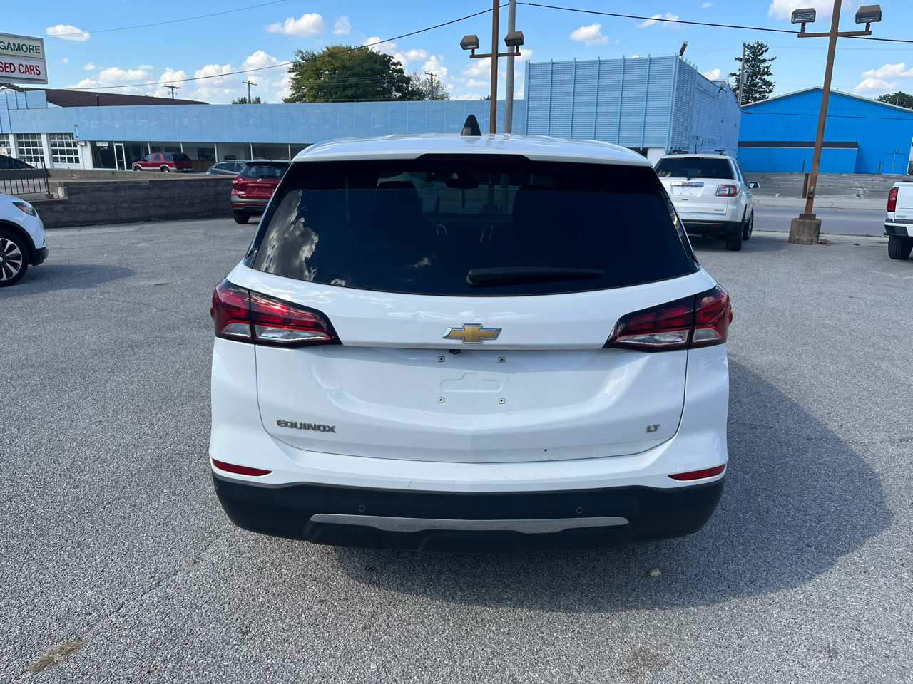 2022 Chevrolet Equinox LT photo 3